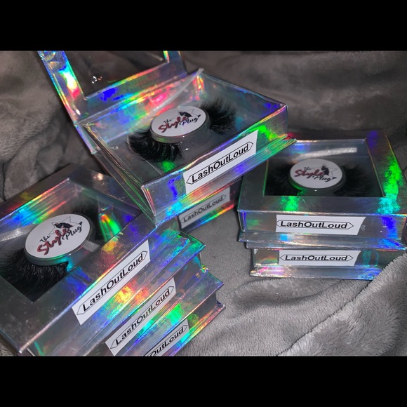 StylePlug Lashes - Picture 3 of 5